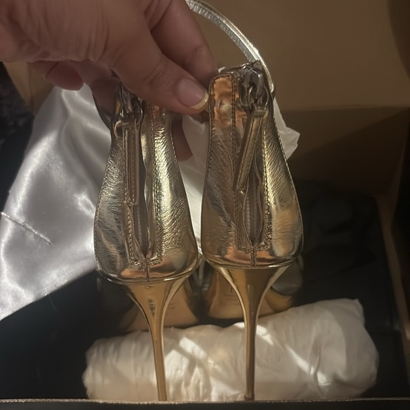 Giuseppe Zanotti Gold Metallic Heels size 37 (7.5 women) - Picture 6 of 10